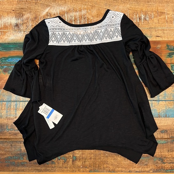 Nwt girls shirt - Picture 2 of 2